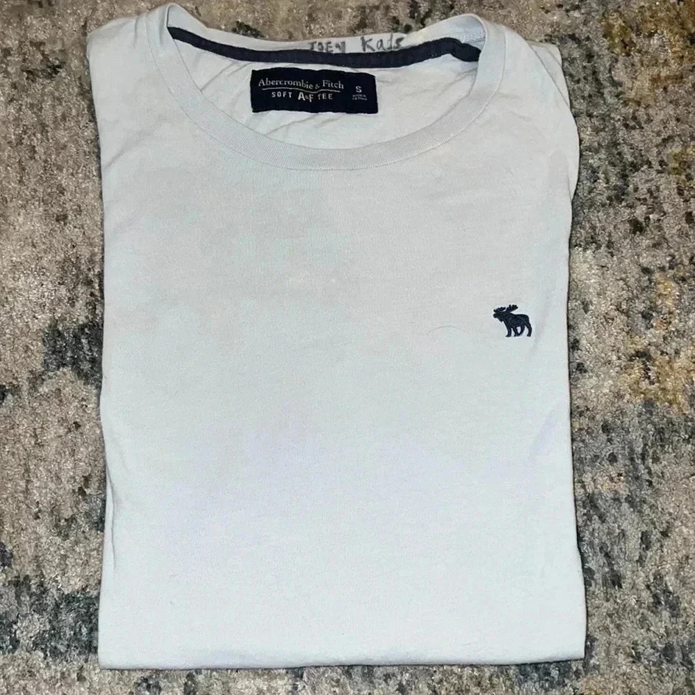 Abercrombie & fitch T-shirt